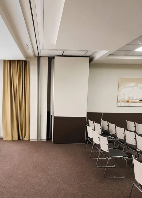 Парковка секций в NOVOTEL